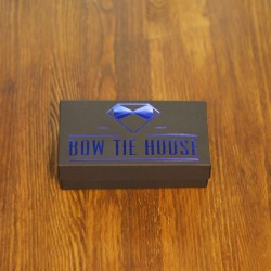 Подарункова коробочка з тисненням синьою фольгою