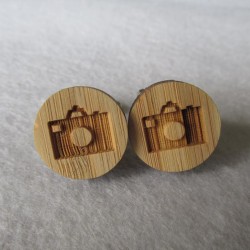 Запонки деревянные с фотоаппаратом