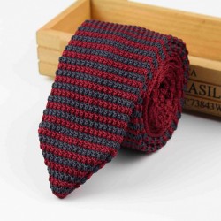 Краватка в'язана вишнева з сірим в смужку - стандартної форми