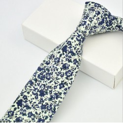 Краватка вузька бежева бавовняна з синім у квіточку 09082