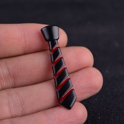 Затискач чорний у вигляді краватки