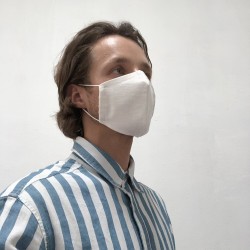 Захисна маска для обличчя біла з льону на два шари