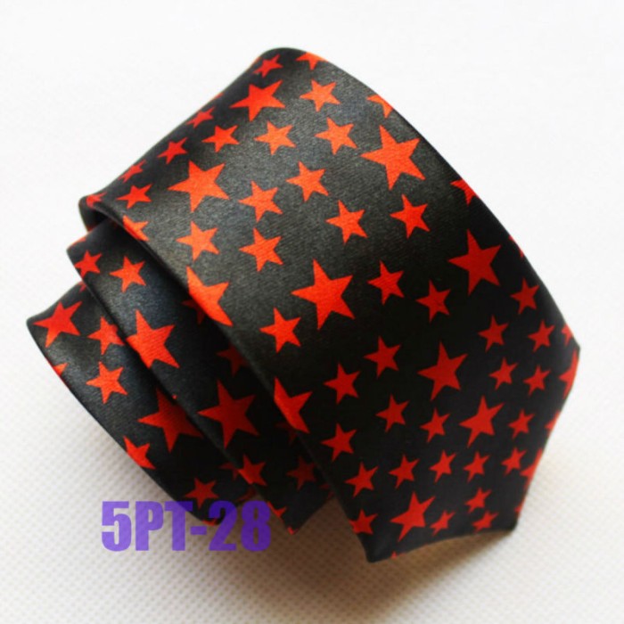 Краватка чорна з червоними зірочками