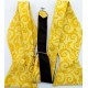 Желтая галстук-бабочка в абстракциях с платком